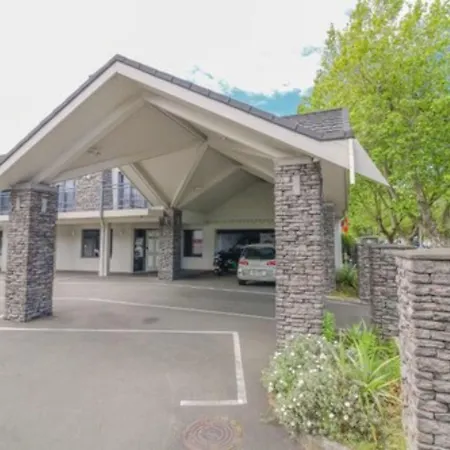 Aotea Motor Lodge-2